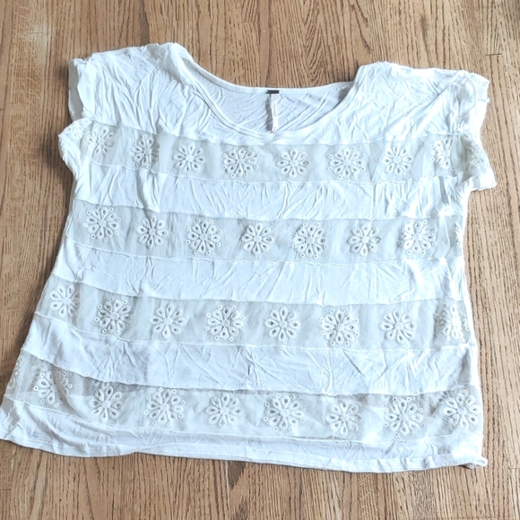 Free People Tops - Free People Eyelet Embroidery Top
